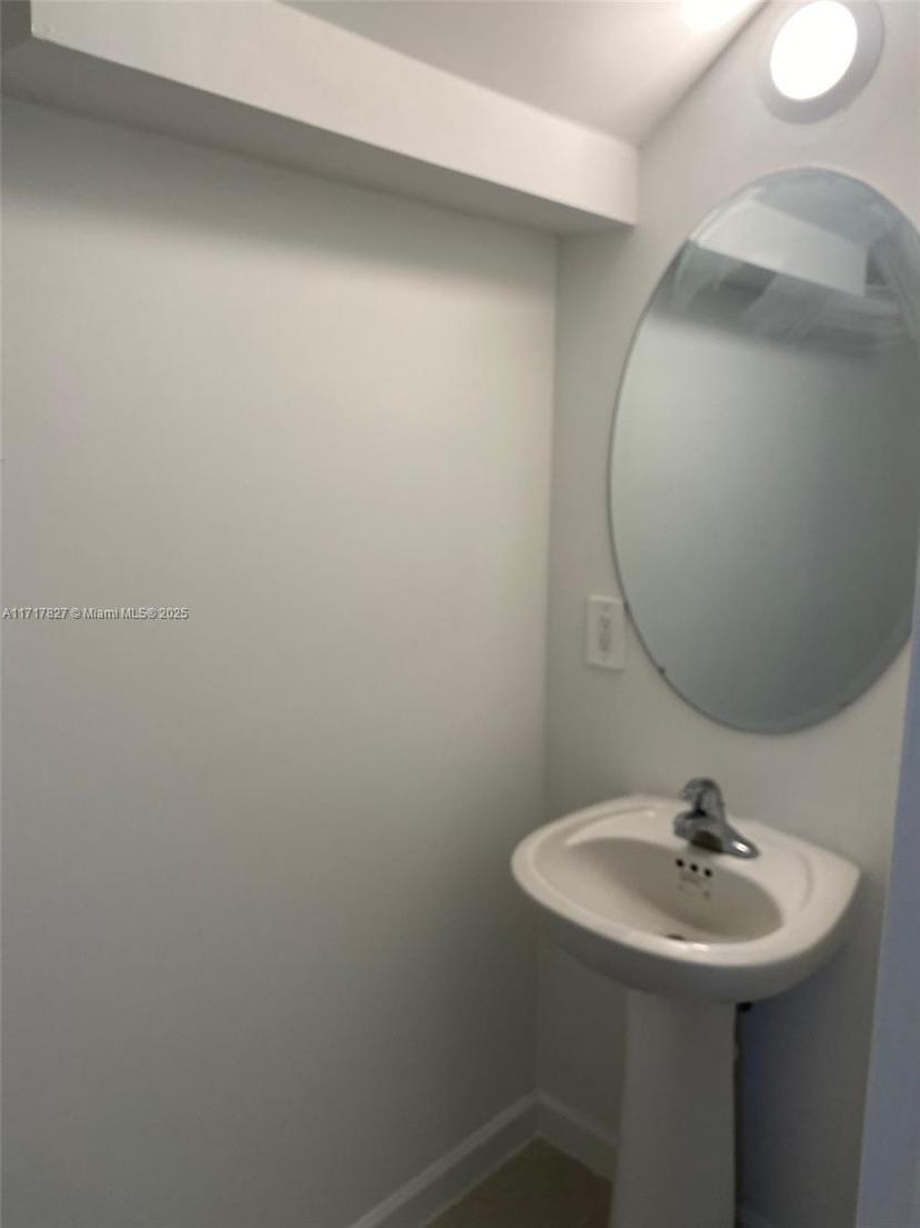 Picture of 12623 NW 24Th Ave # 12623, Miami, FL 33167
