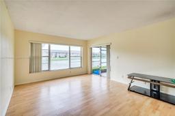 Picture of 3905 N Nob Hill Rd # 106, Sunrise, FL 33351