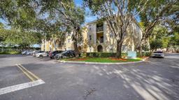 Picture of 2496 Centergate Dr # 207, Miramar, FL 33025