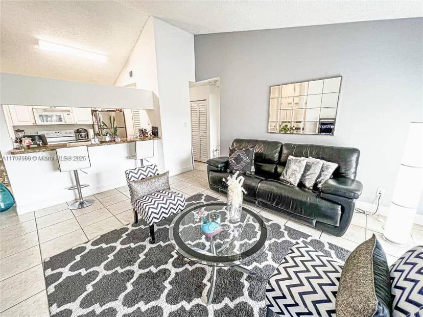 Picture of 15770 SW 106Th Ter # 305, Miami FL 33196