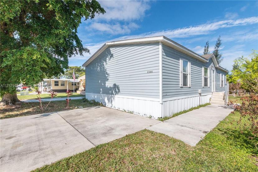 Picture of 21661 NW 8Th Ct, Pembroke Pines FL 33029