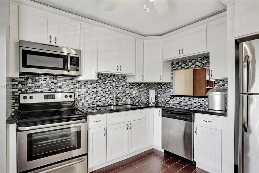 Picture of 1402 NW 80Th Ave # 410, Margate FL 33063