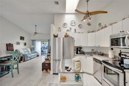 Picture of 729 NW 47Th St, Deerfield Beach, FL 33064