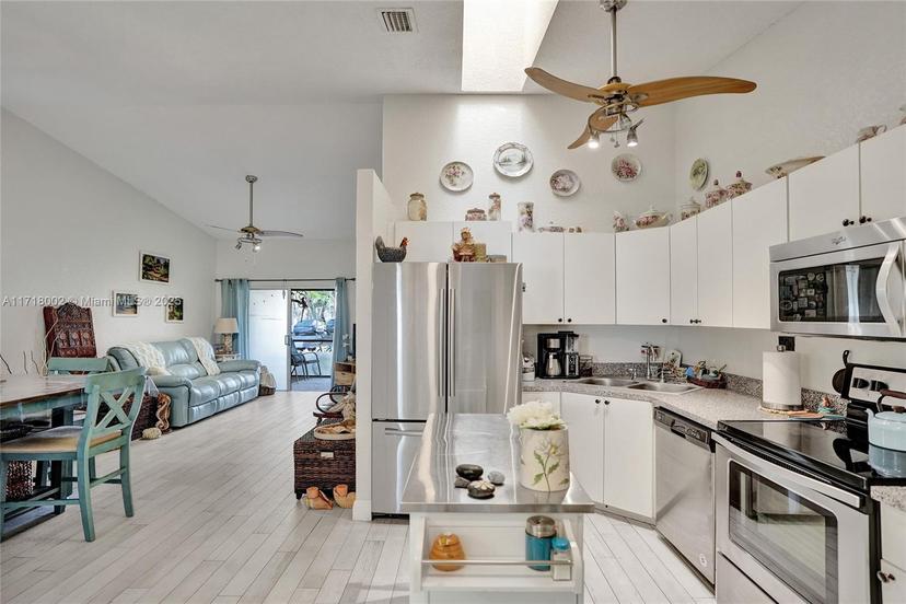 Picture of 729 NW 47Th St, Deerfield Beach FL 33064