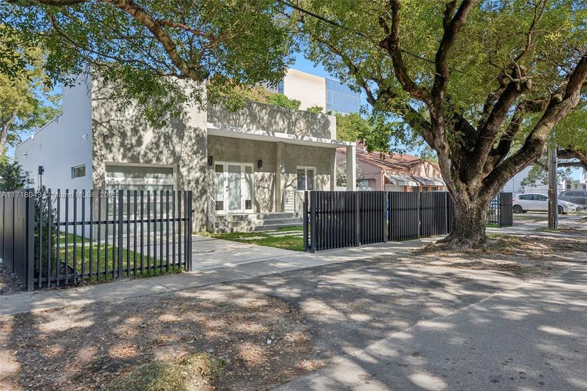 Picture of 2725 SW 19Th St, Miami FL 33145