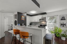 Picture of 1005 8Th St # 206, Miami Beach, FL 33139