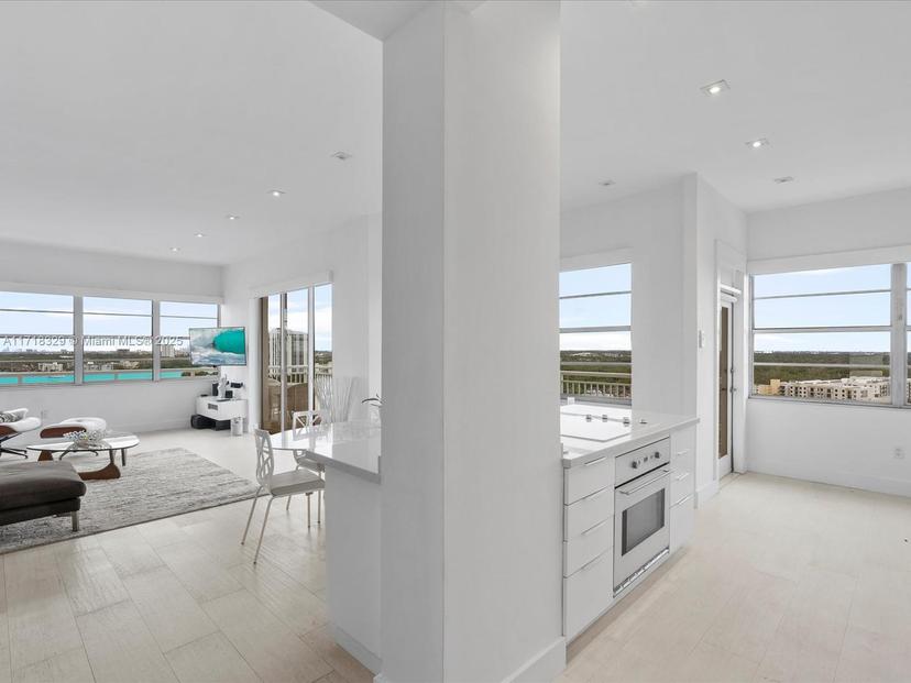 Picture of 18011 Biscayne Blvd, Aventura FL 33160