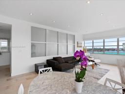 Picture of 18011 Biscayne Blvd, Aventura, FL 33160