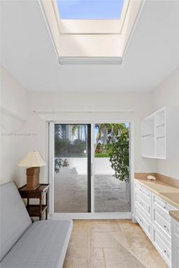 Picture of 4775 Collins Ave # A14, Miami Beach, FL 33140