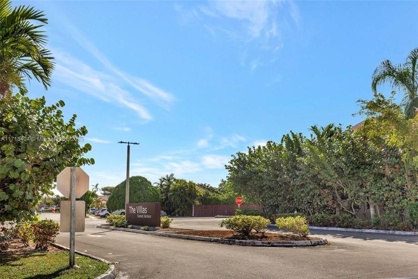 Picture of 6435 SW 129Th Pl # 107, Miami FL 33183