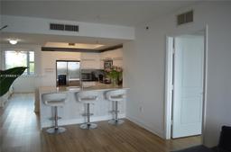 Picture of 2681 N Flamingo Rd # 505S, Sunrise, FL 33323