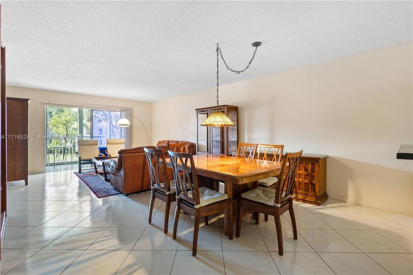 Picture of 1200 SW 130Th Ave # 205G, Pembroke Pines FL 33027