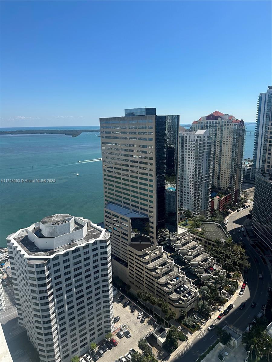 Picture of 950 Brickell Bay Dr # 3505, Miami, FL 33131