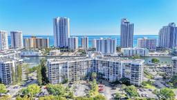 Picture of 800 Parkview Dr # 1001, Hallandale Beach, FL 33009