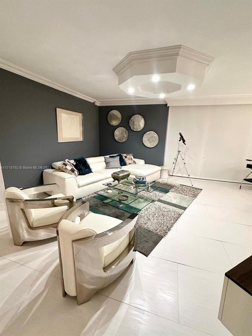 Picture of 19667 Turnberry Way # 16A, Aventura FL 33180