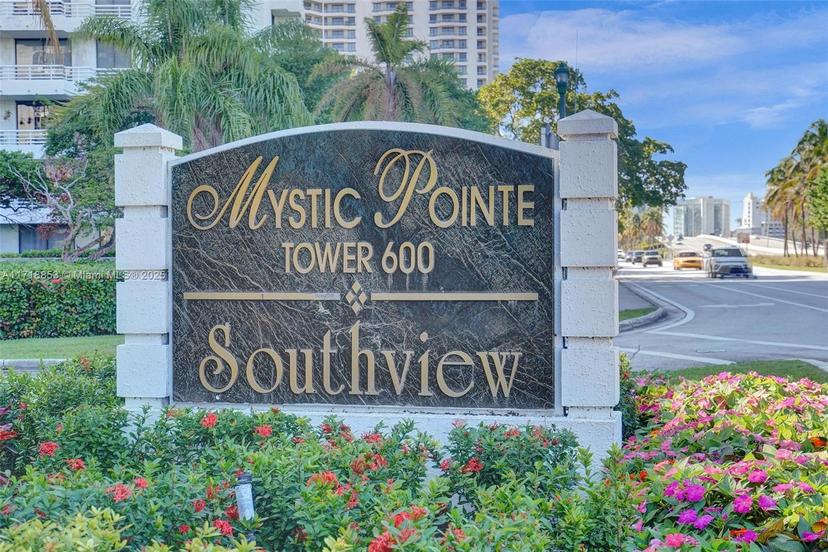 Picture of 3350 NE 192Nd St # B, Aventura FL 33180