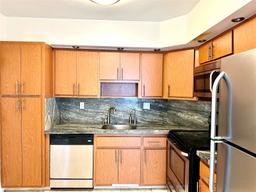 Picture of 500 Bayview Dr # 1531, Sunny Isles Beach, FL 33160