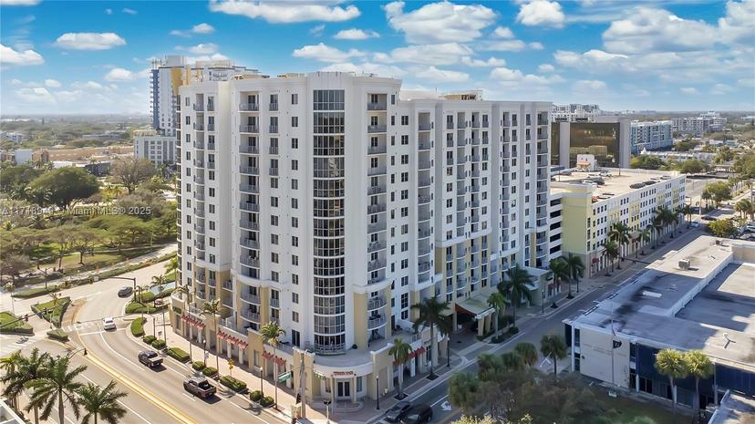 Picture of 1830 Radius Dr # 418, Hollywood FL 33020