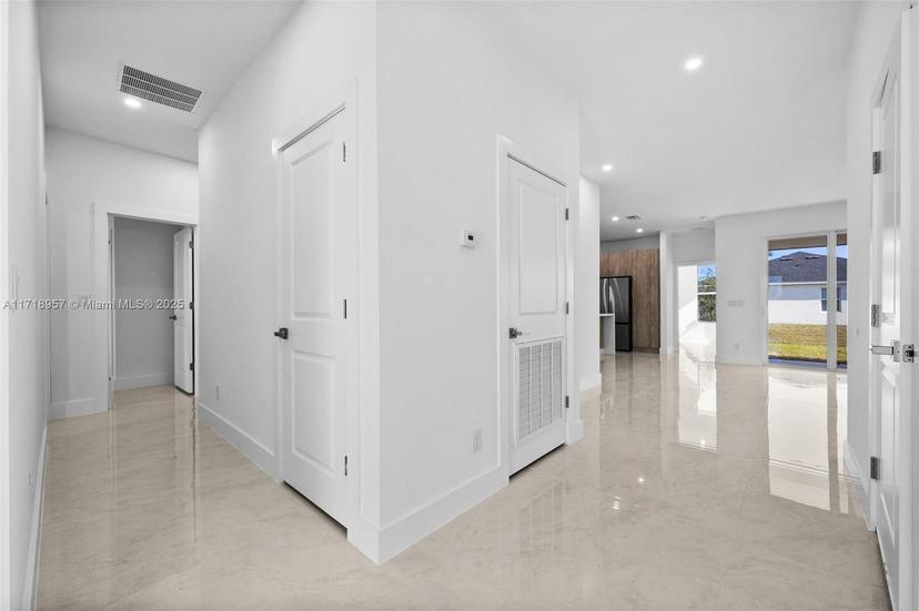 Picture of 1025 NW 25Th Ave, Cape Coral FL 33993