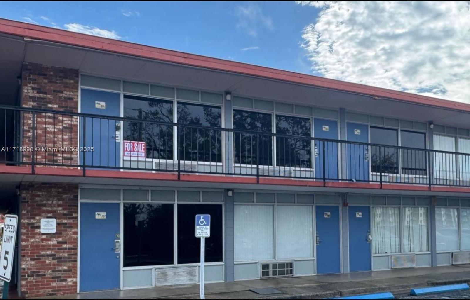 Picture of 43420 Highway 27 # 201, Davenport, FL 33837