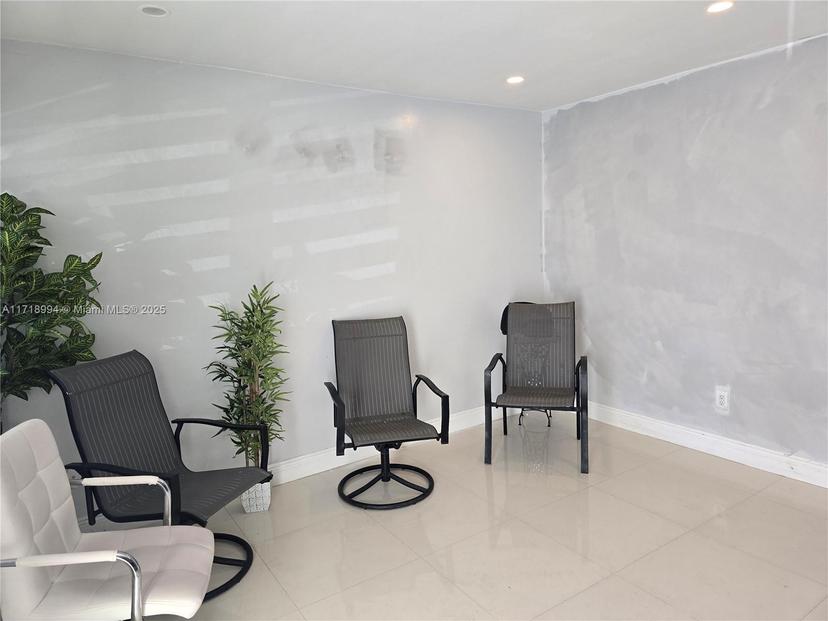 Picture of 11465 NW 88Th Ct, Hialeah Gardens FL 33018
