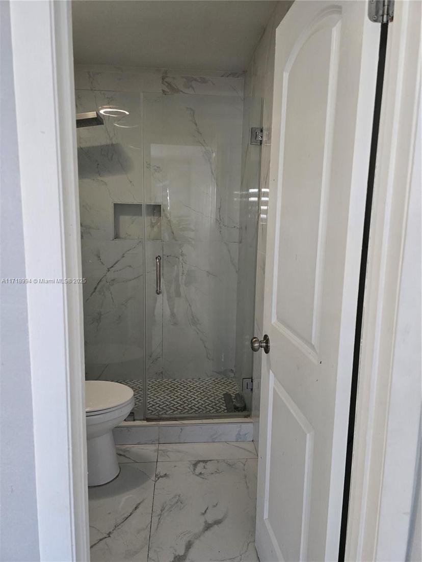 Picture of 11465 NW 88Th Ct, Hialeah Gardens FL 33018