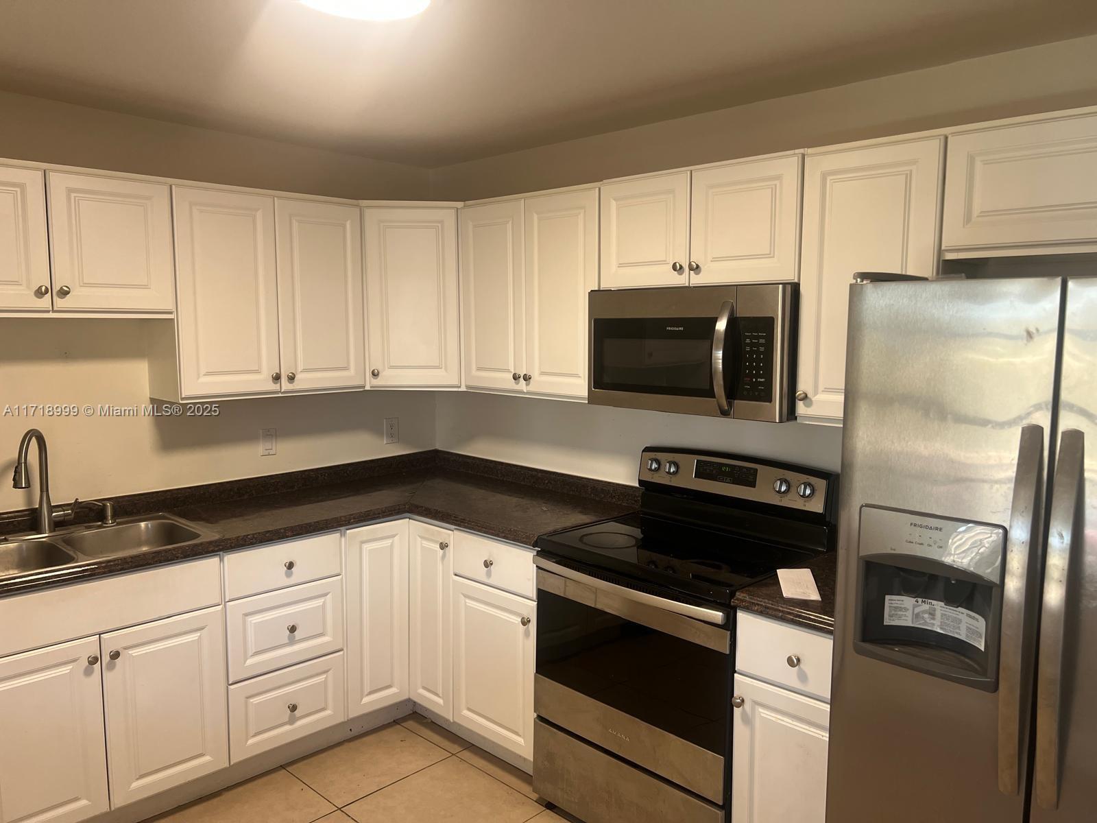 Picture of 8900 W Sample Road # 204, Coral Springs, FL 33065