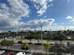 Picture of 1333 E Hallandale Beach Blvd # 441, Hallandale Beach, FL 33009