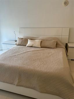 Picture of 16001 Collins Ave # 2605, Sunny Isles Beach, FL 33160