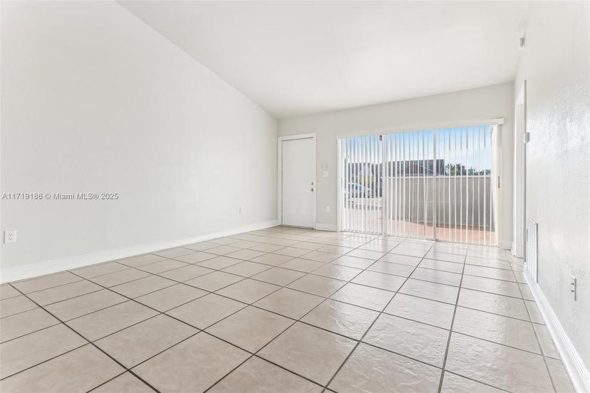Picture of 3615 NW 204Th Ter, Miami Gardens FL 33056