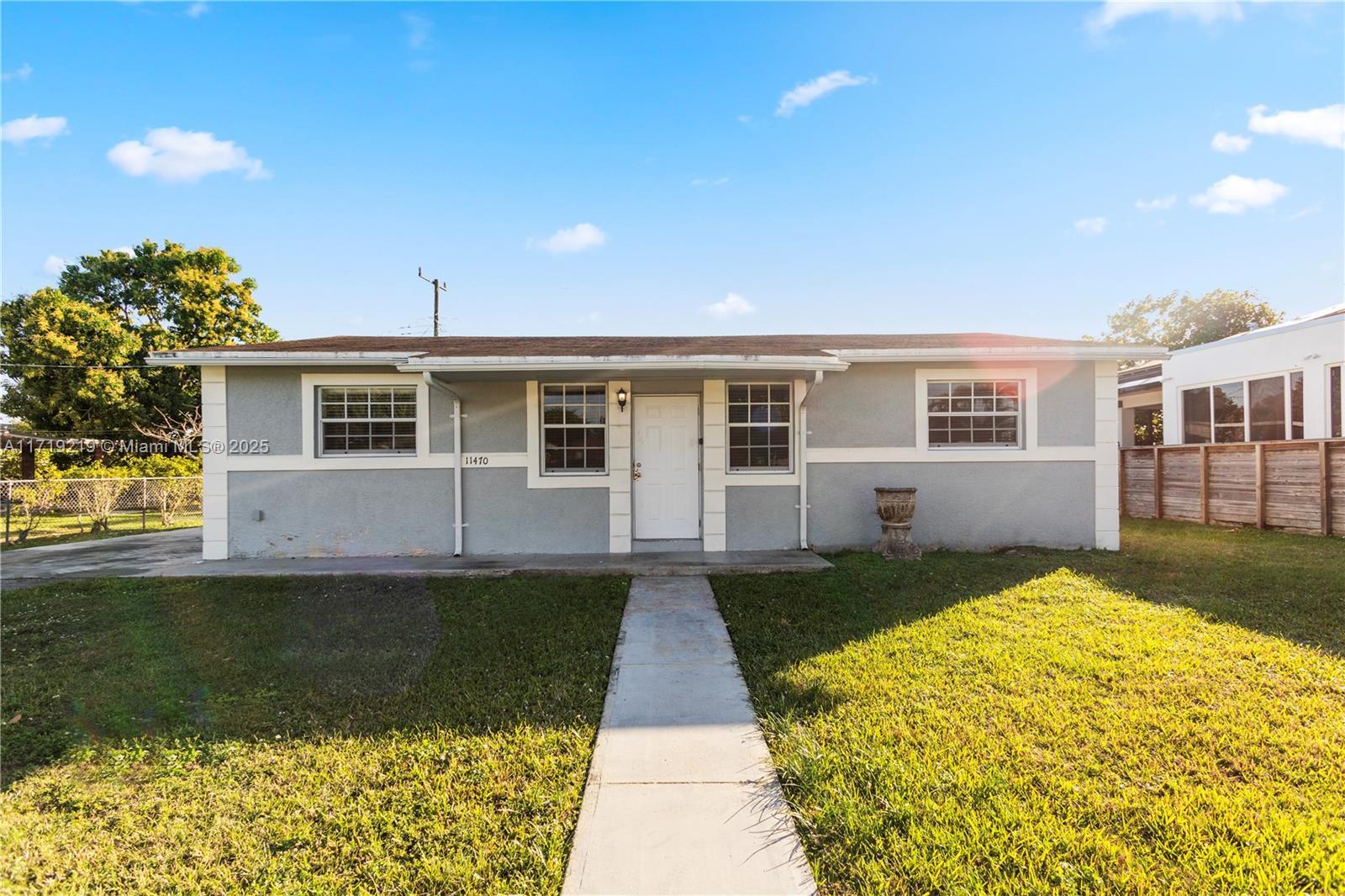 Picture of 11470 SW 199Th St, Miami, FL 33157