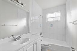Picture of 11470 SW 199Th St, Miami, FL 33157