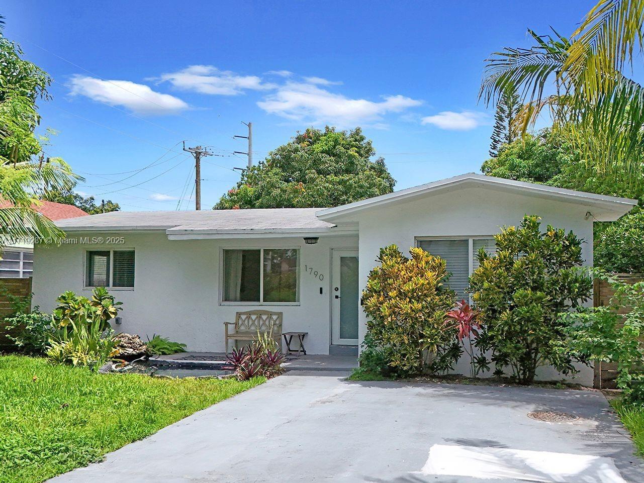 Picture of 1790 NE 160Th St, North Miami Beach, FL 33162