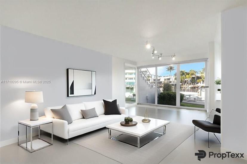 Picture of 180 Isle Of Venice Dr # 105, Fort Lauderdale FL 33301