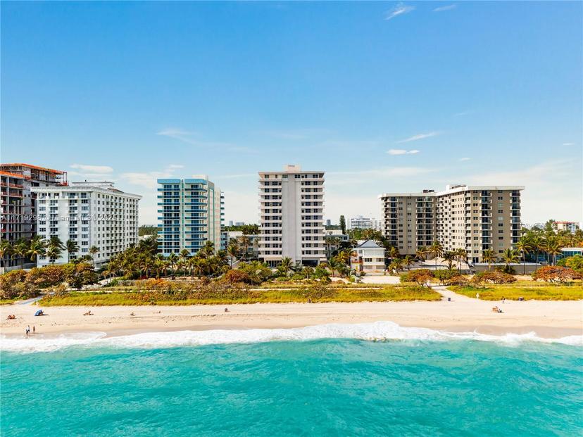 Picture of 9225 Collins Ave # 309, Surfside FL 33154