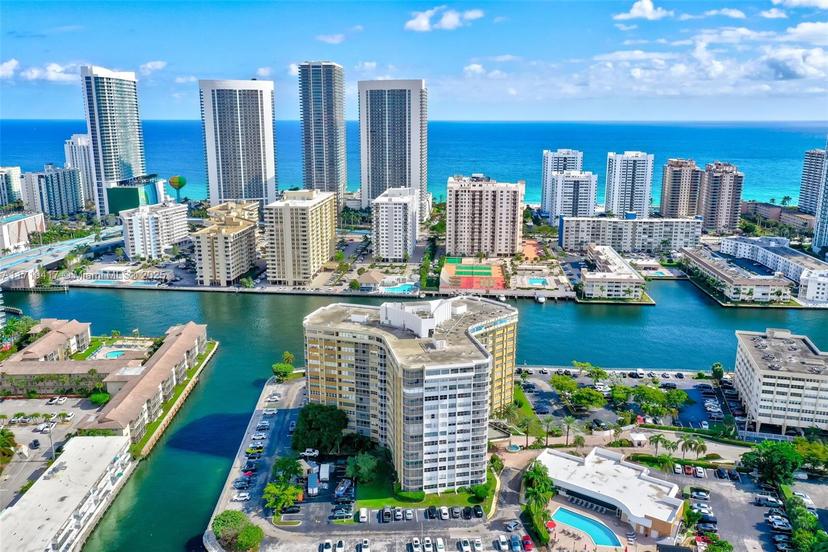 Picture of 100 Golden Isles Dr # 805, Hallandale Beach FL 33009