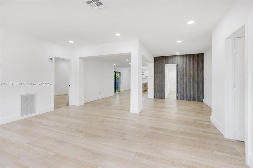 Picture of 1884 SW 16Th St, Miami FL 33145