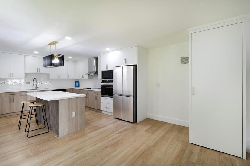 Picture of 1884 SW 16Th St, Miami FL 33145
