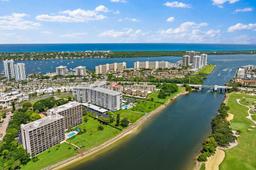 Picture of 336 Golfview Rd # 311, North Palm Beach, FL 33408