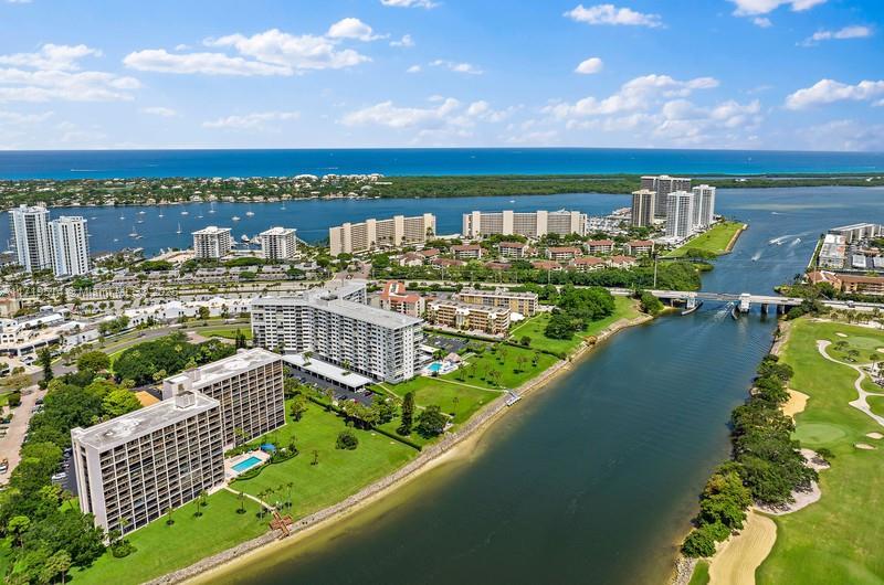 Picture of 336 Golfview Rd # 311, North Palm Beach FL 33408