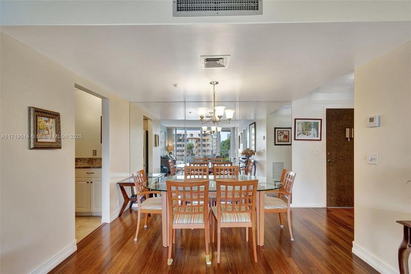 Picture of 336 Golfview Rd # 311, North Palm Beach FL 33408