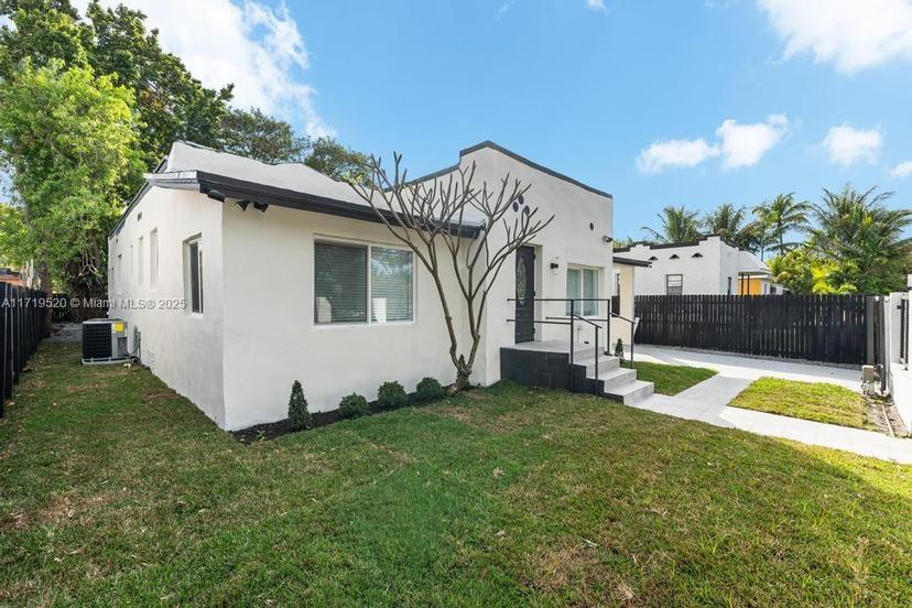 Picture of 136 NW 47Th St, Miami FL 33127