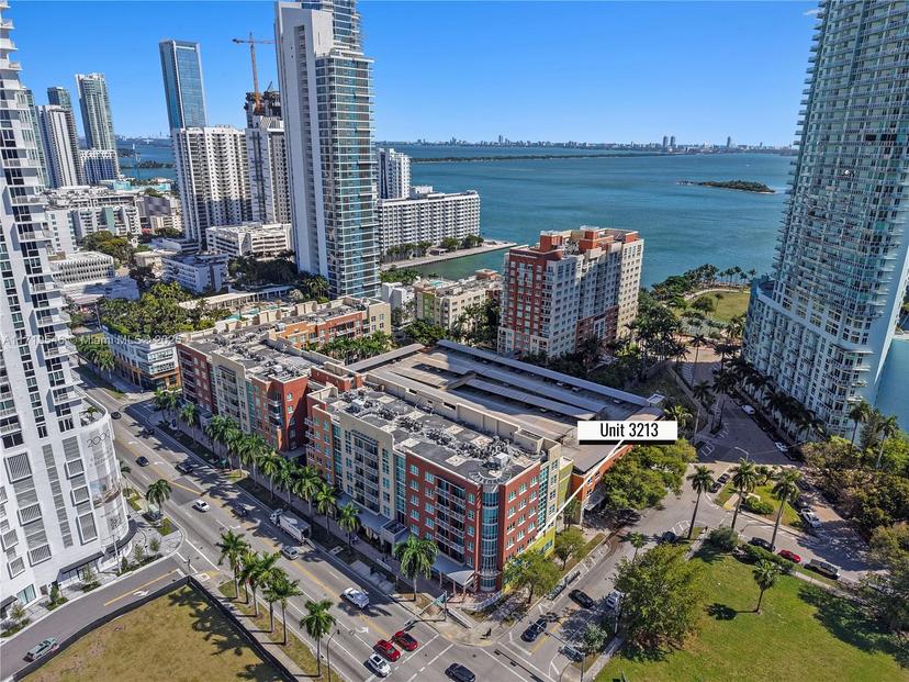 Picture of 2001 Biscayne Blvd # 3213, Miami FL 33137