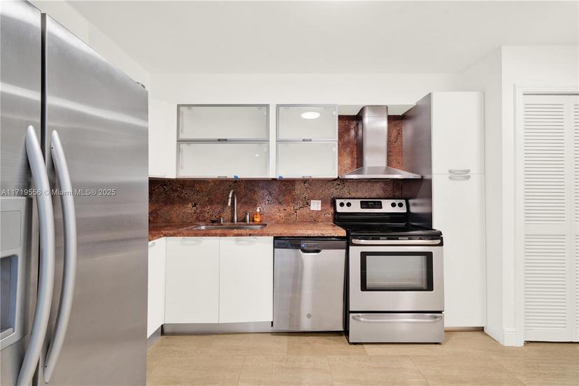 Picture of 3200 N Course Ln # 216, Pompano Beach FL 33069