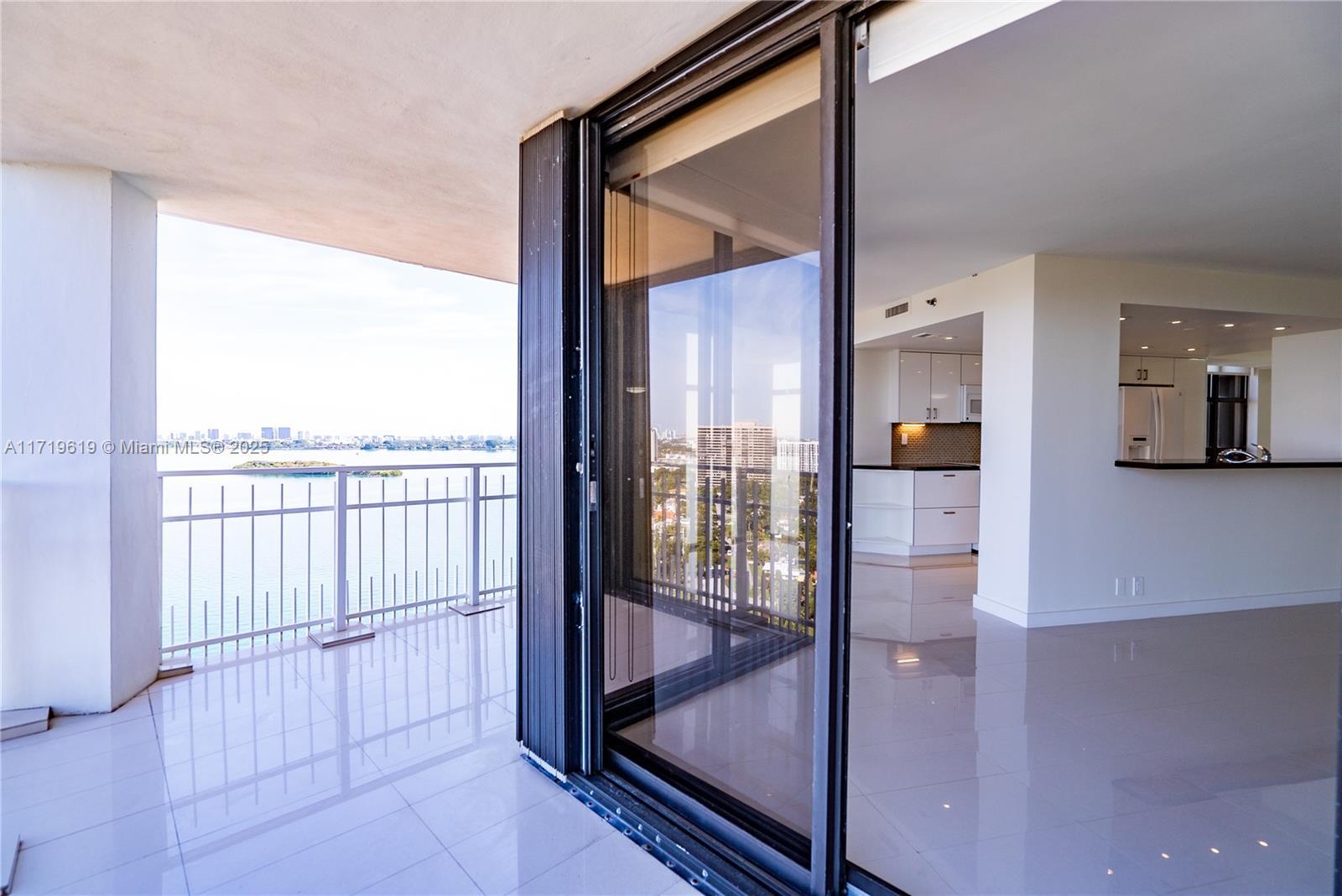 Picture of 4000 Towerside Ter # 2201, Miami, FL 33138