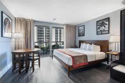 Picture of 19201 Collins Ave # 324, Sunny Isles Beach, FL 33160