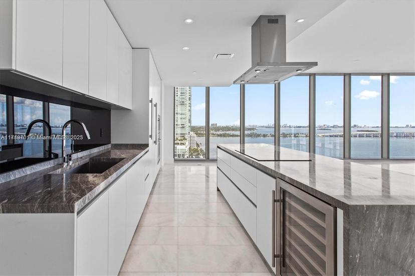 Picture of 700 NE 26Th Ter # 2001, Miami FL 33137