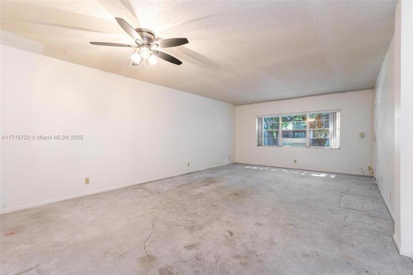 Picture of 6731 Cypress Rd # 104, Plantation FL 33317
