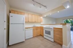 Picture of 7473 SW 82Nd St # A111, Miami, FL 33143