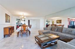 Picture of 19101 NE 36Th Ct # 2007, Aventura, FL 33180